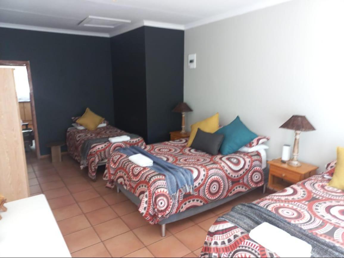 Anri Guesthouse Блоемфонтейн Екстериор снимка
