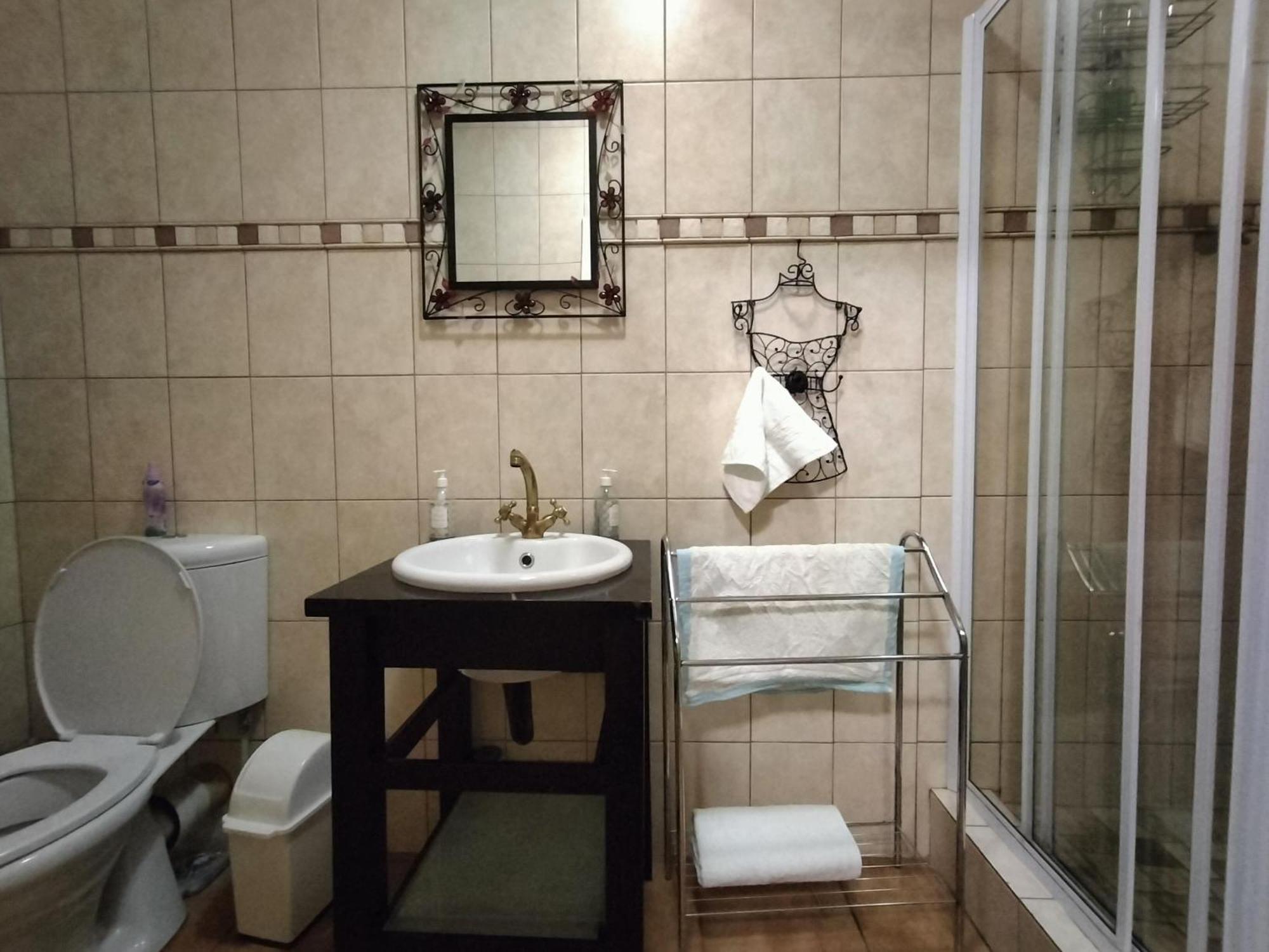 Anri Guesthouse Блоемфонтейн Екстериор снимка