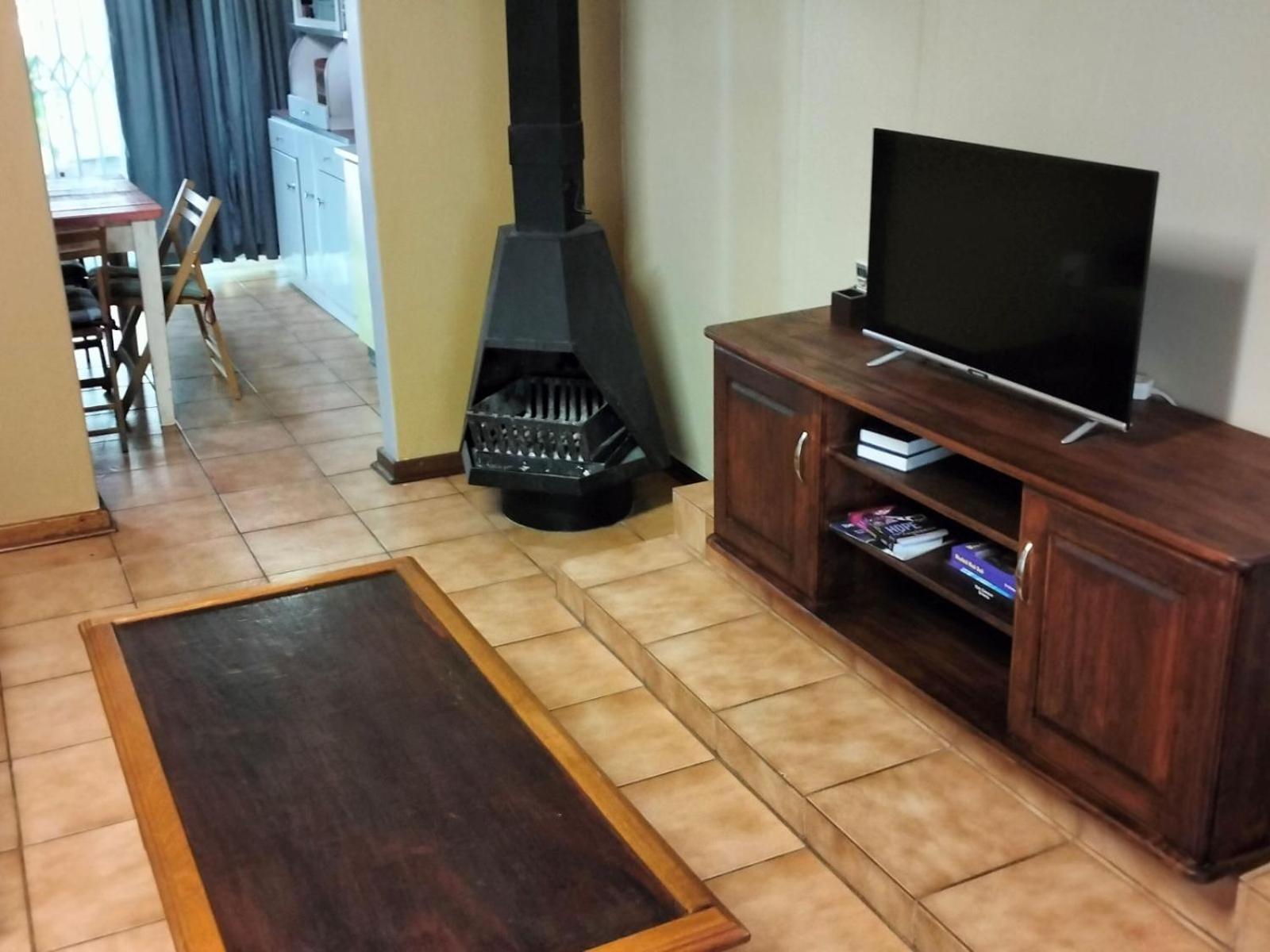 Anri Guesthouse Блоемфонтейн Екстериор снимка